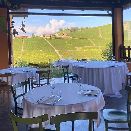 מלון Panoramic Garassino - Country And Fine Restaurant 3*