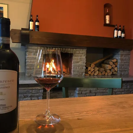 Panoramic Garassino - Country And Fine Restaurant 3* Treiso